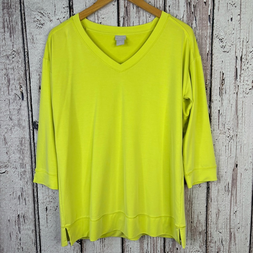 Chico’s Zenergy 0 Small 4/6‎ Chartreuse Top SO SOFT V-Neck Shirt Tunic Pullover
